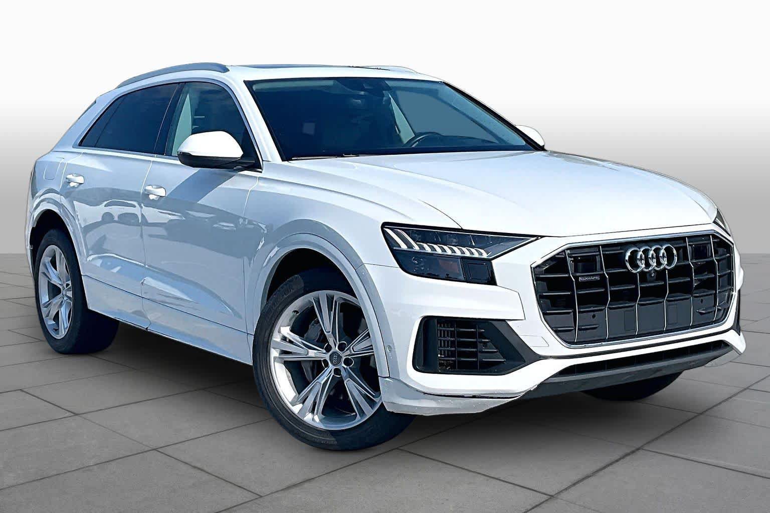 Used 2019 Audi Q8 Prestige w/ Towing Package AWD/4WD image 3