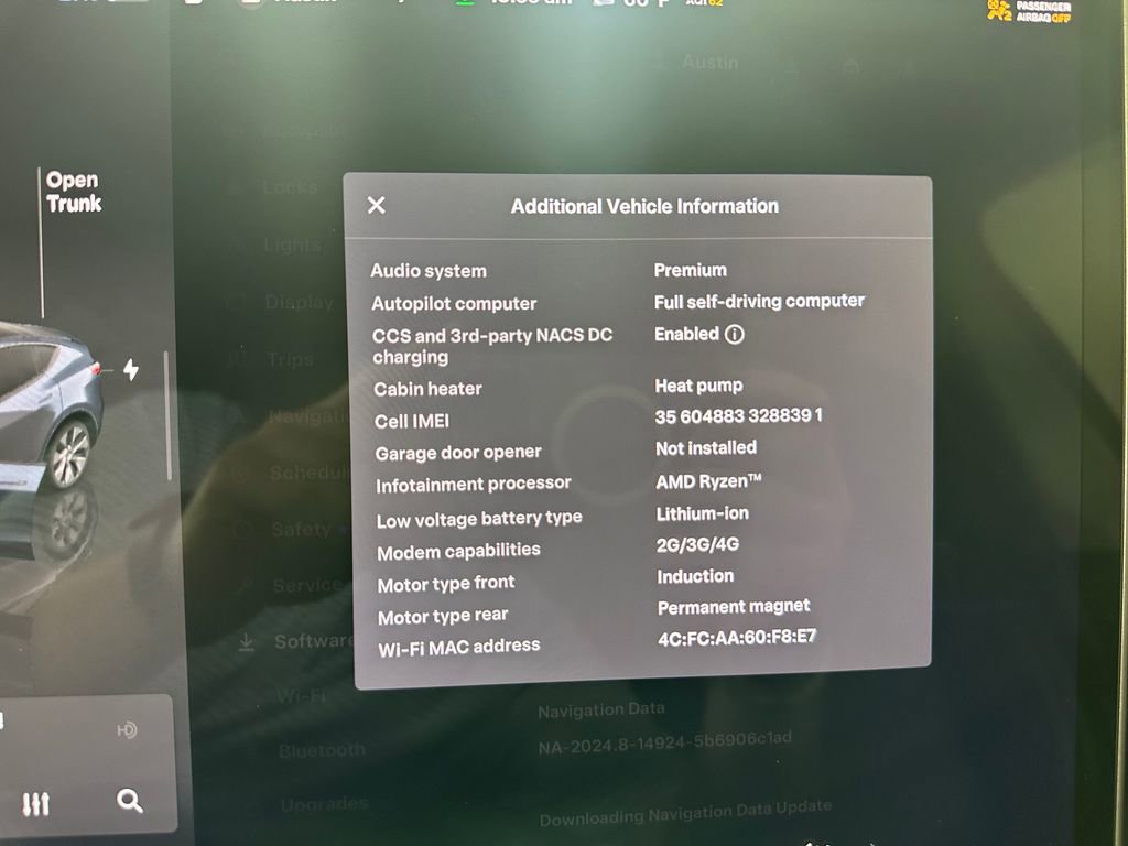 Used 2024 Tesla Model Y Long Range AWD/4WD image 3