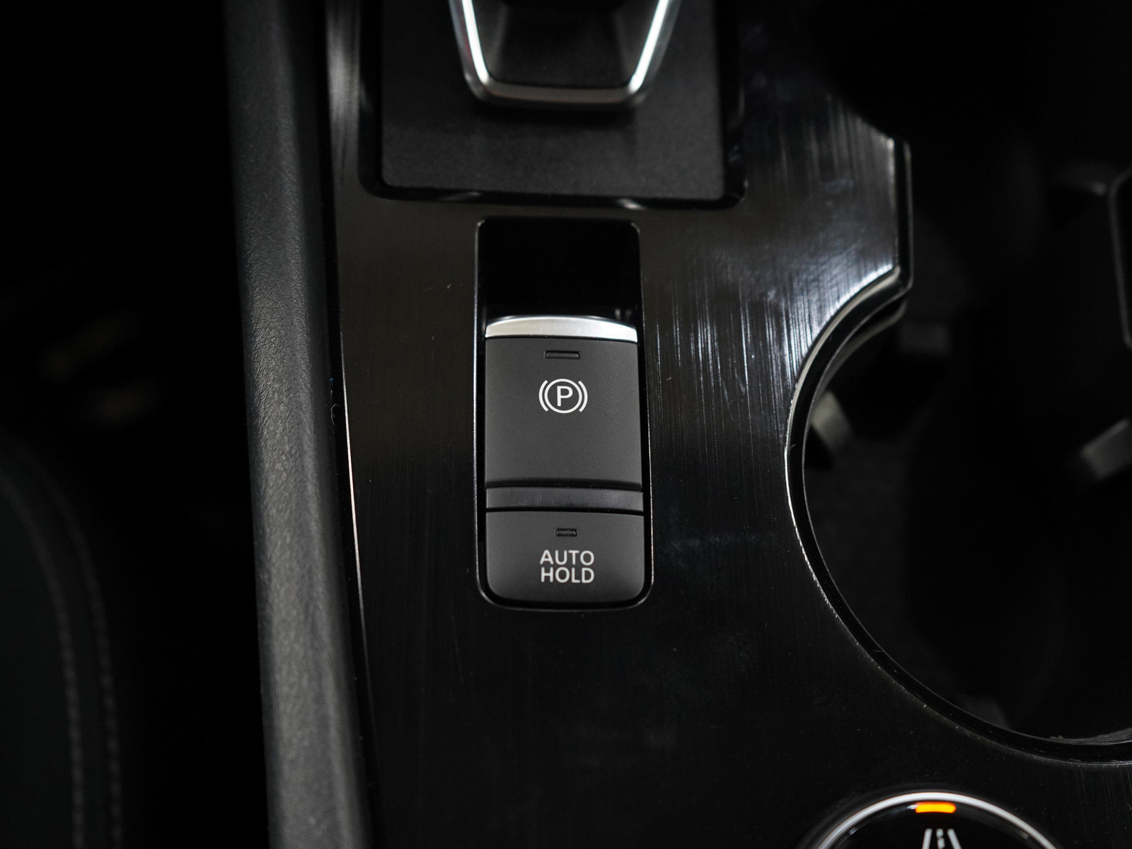 Used 2023 Nissan Rogue SV AWD/4WD image 24