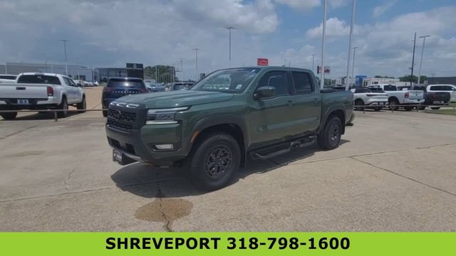 Used 2025 Nissan Frontier PRO-4X AWD/4WD image 4
