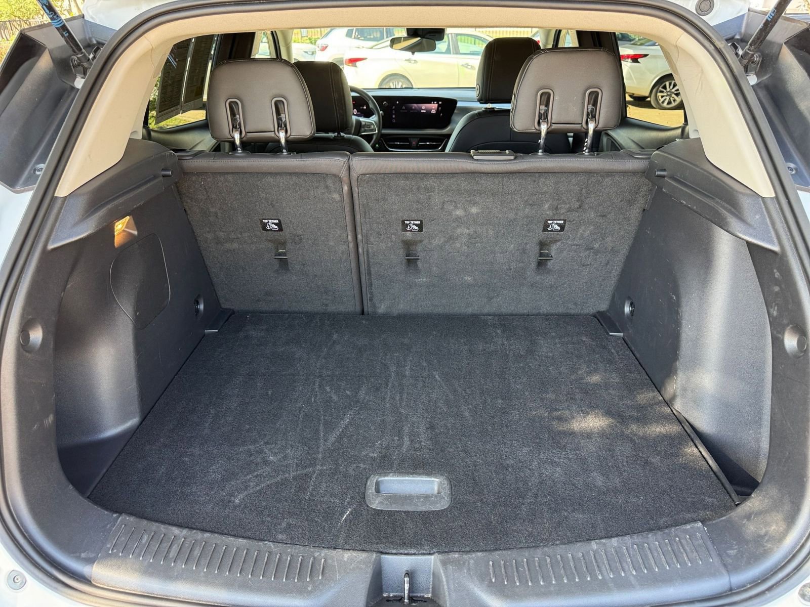 Used 2025 Buick Encore GX Preferred FWD image 32