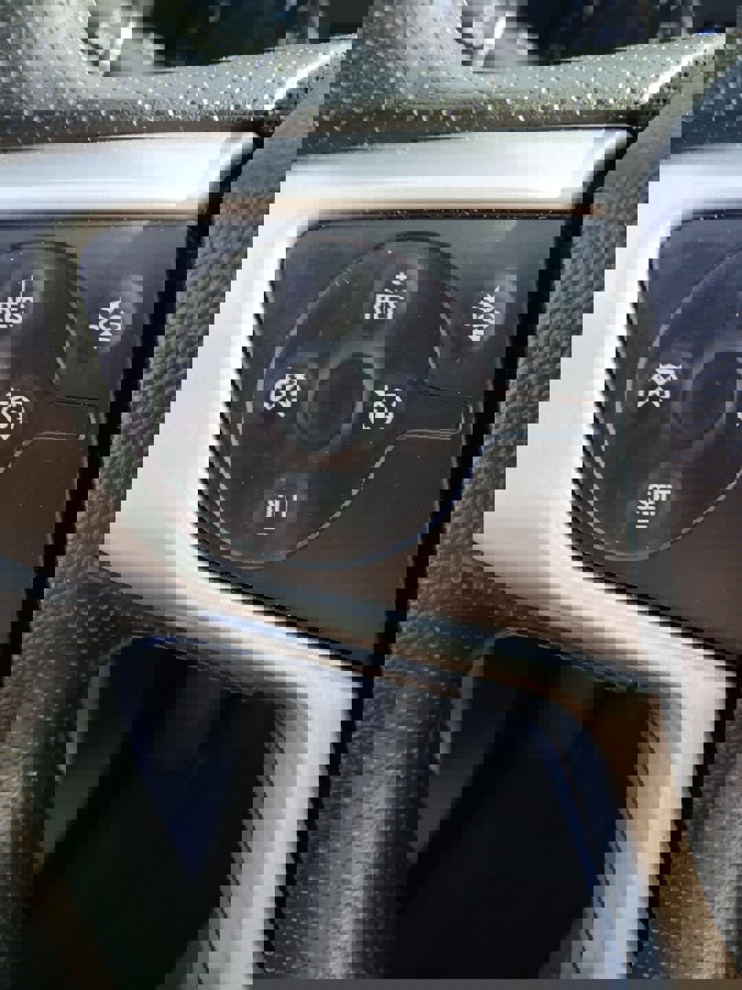 Used 2023 GMC Acadia SLE w/ Driver Convenience Package image 14