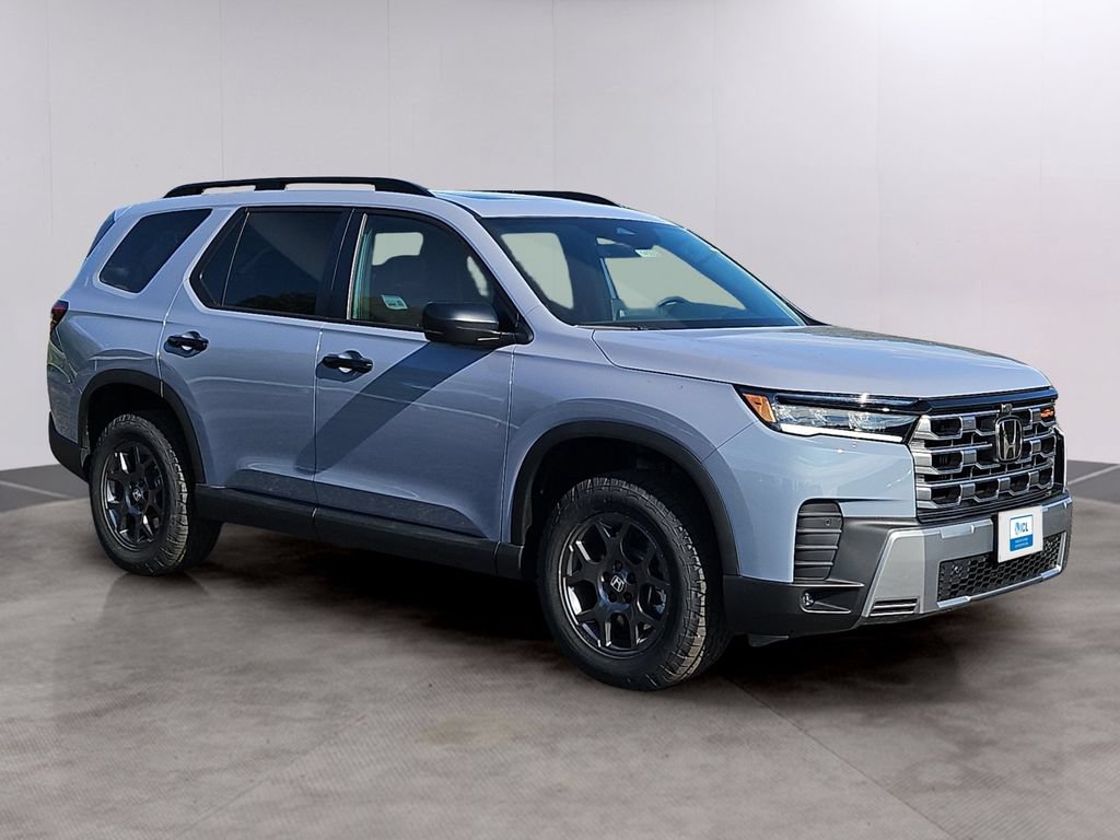 New 2026 Honda Pilot TrailSport image 2