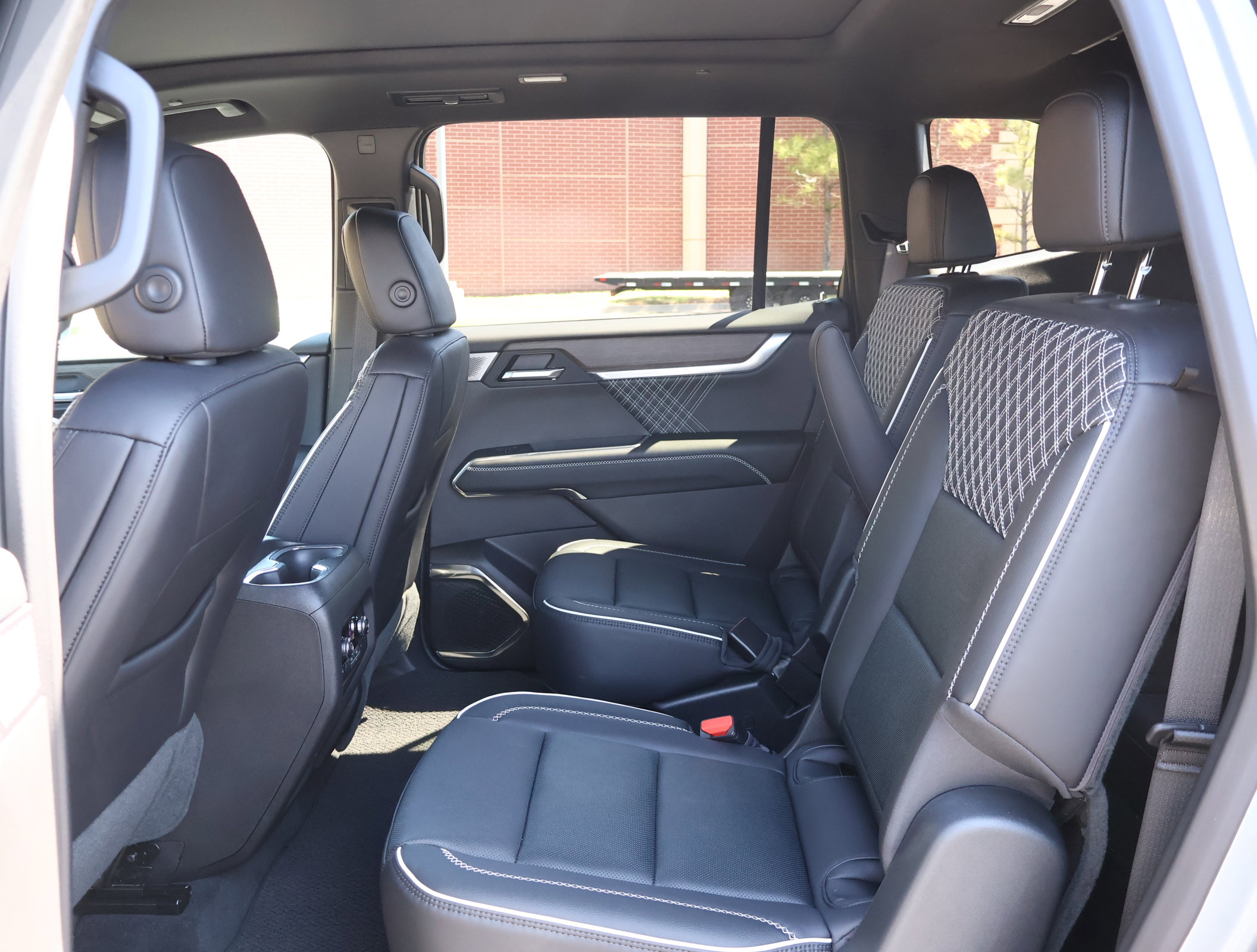Used 2025 GMC Acadia Denali w/ Super Cruise Package AWD/4WD image 27