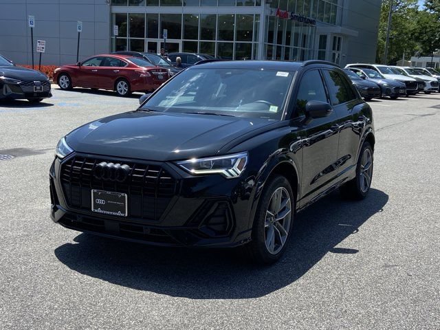 Certified 2023 Audi Q3 2.0T Premium w/ Black Optic Sport Package AWD/4WD image 6