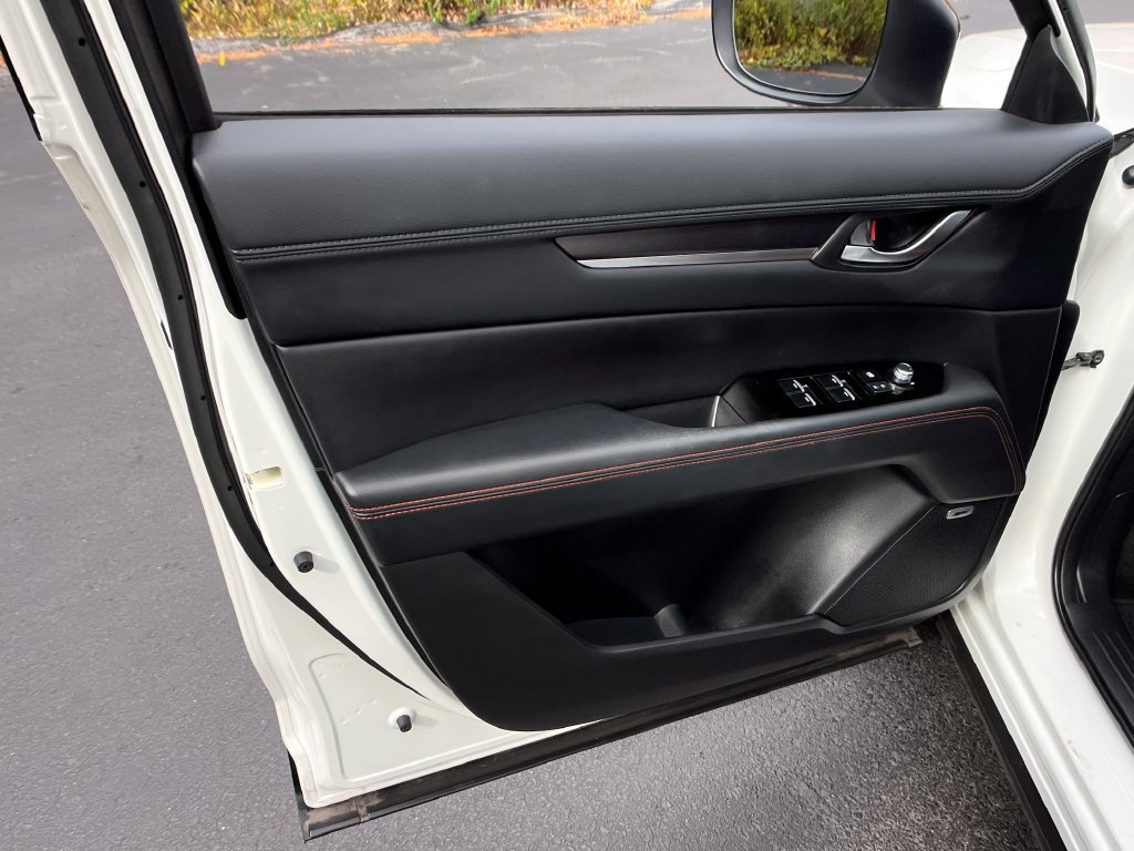 Used 2024 MAZDA CX-5 Carbon Edition AWD/4WD image 11