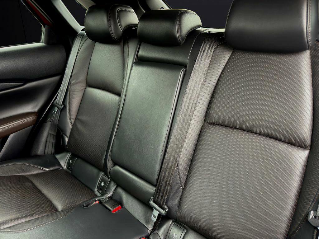 Used 2024 MAZDA CX-30 AWD 2.5 S w/ Premium Package image 22