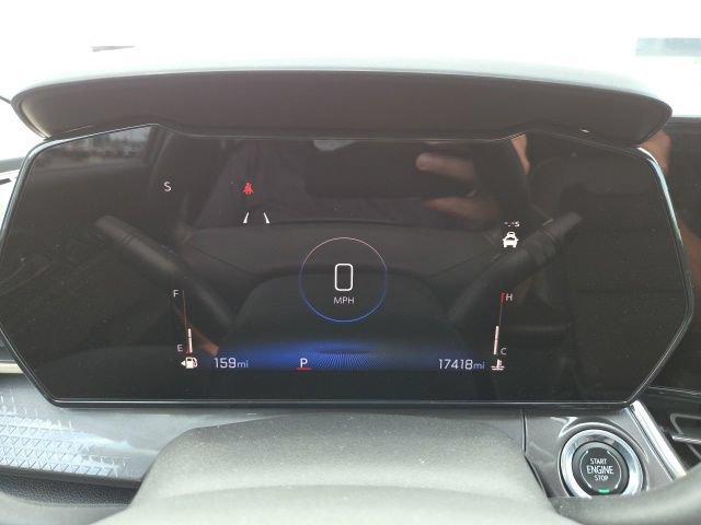 Used 2024 Chevrolet Trax ACTIV w/ Sunroof Package FWD image 15