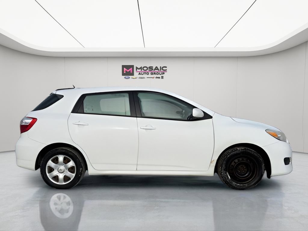 Used 2009 Toyota Matrix image 9