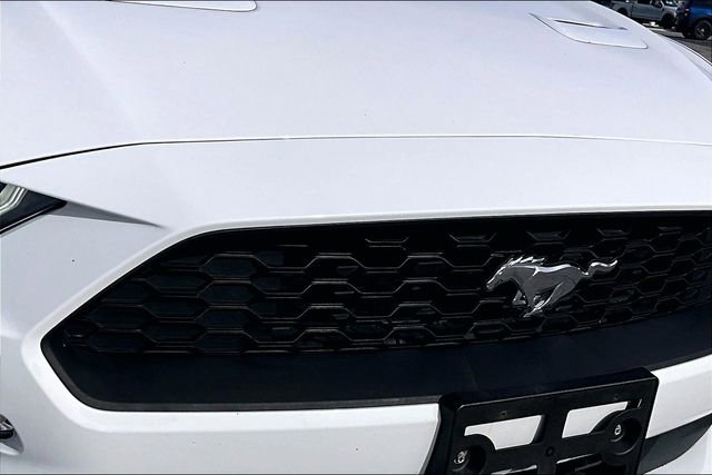 Used 2018 Ford Mustang EcoBoost image 23