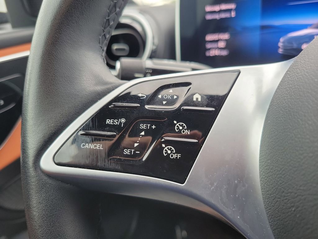 Used 2025 Mercedes-Benz C 300 4MATIC Sedan image 22