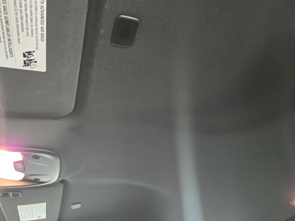 Used 2024 Chevrolet Colorado LT w/ LT Convenience Package II image 28