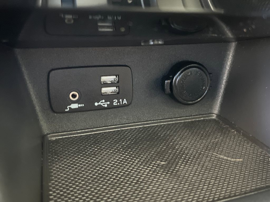 Used 2024 Subaru Forester Premium AWD/4WD image 34