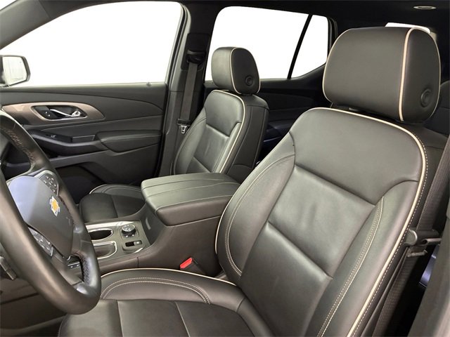 Used 2023 Chevrolet Traverse Premier image 12