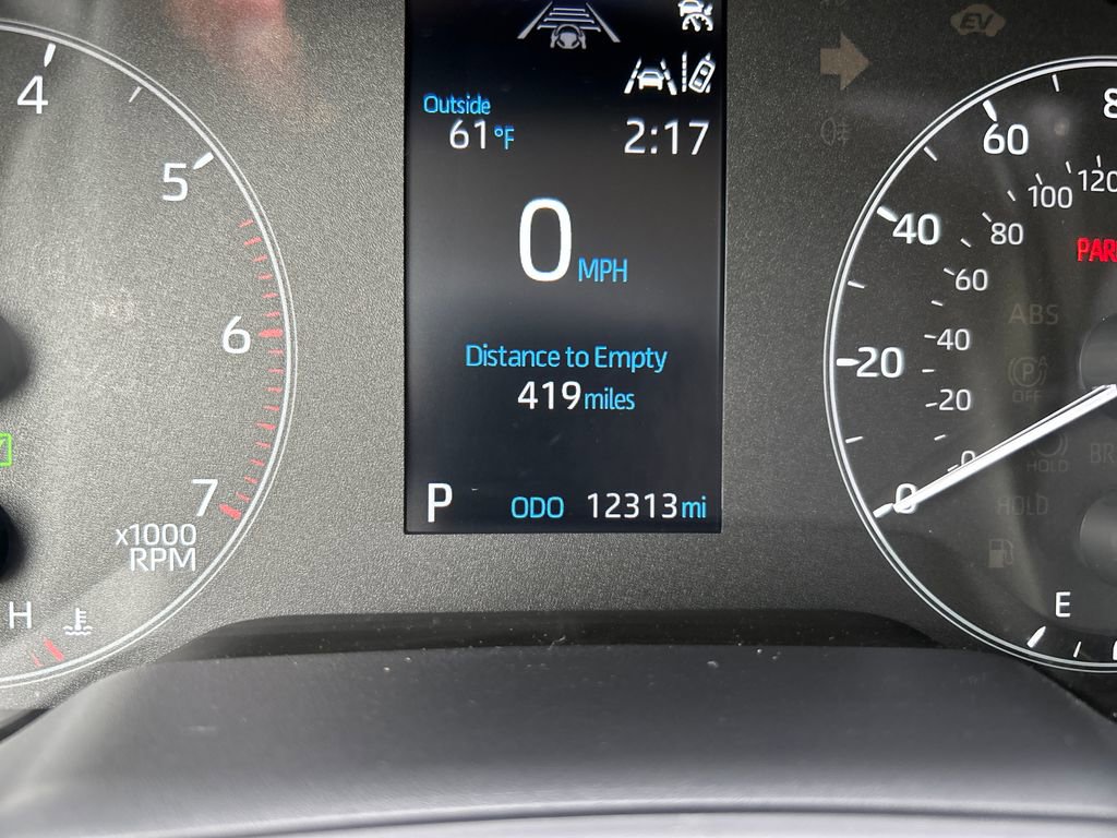 Used 2024 Toyota Corolla LE AWD/4WD image 10