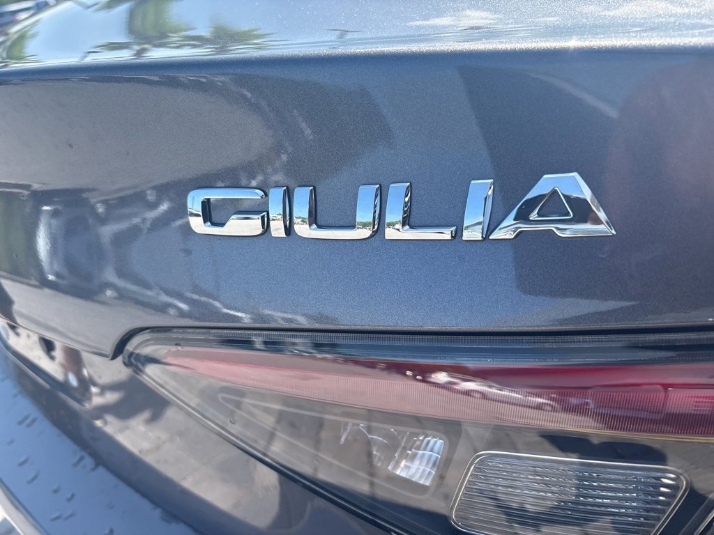 Used 2024 Alfa Romeo Giulia Ti image 9