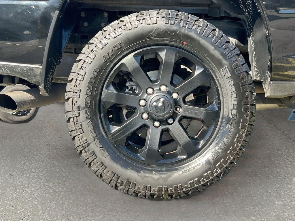 Certified 2024 RAM 2500 Big Horn w/ Night Edition AWD/4WD image 28
