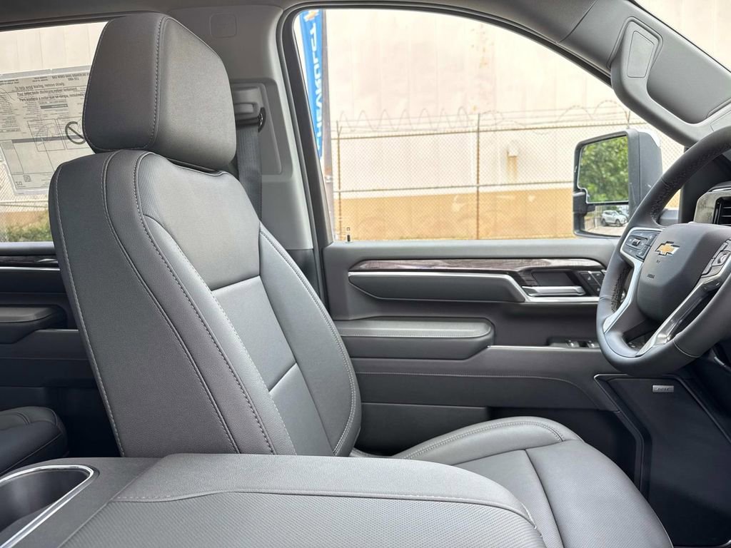 New 2025 Chevrolet Silverado 2500 LTZ w/ LTZ Plus Package image 10