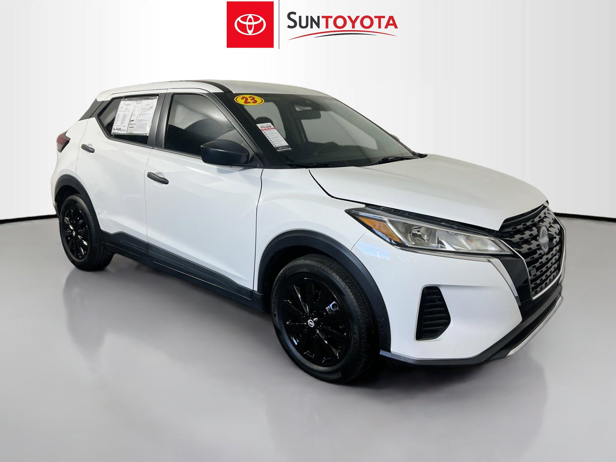 Used 2023 Nissan Kicks S