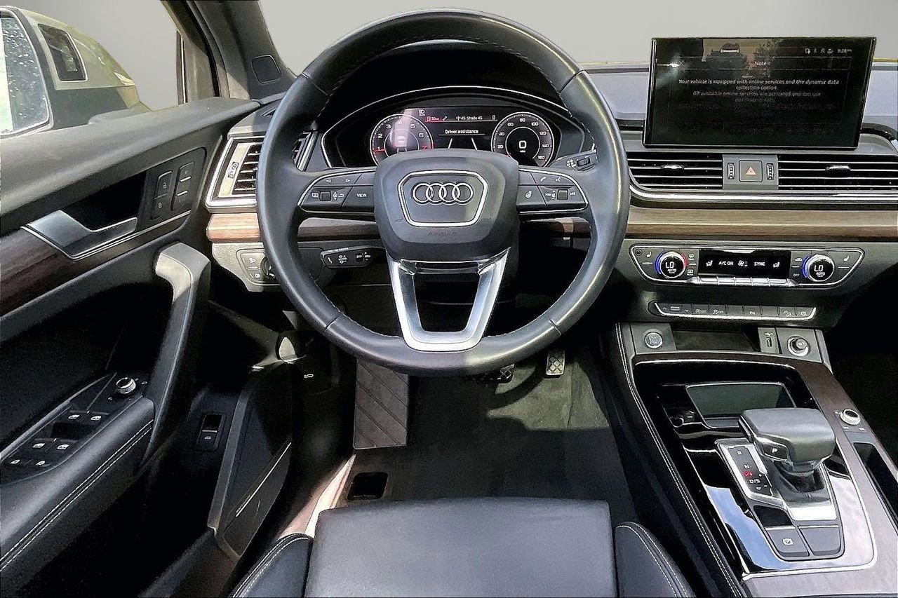 Used 2023 Audi Q5 2.0T Premium Plus w/ Premium Plus Package AWD/4WD image 12
