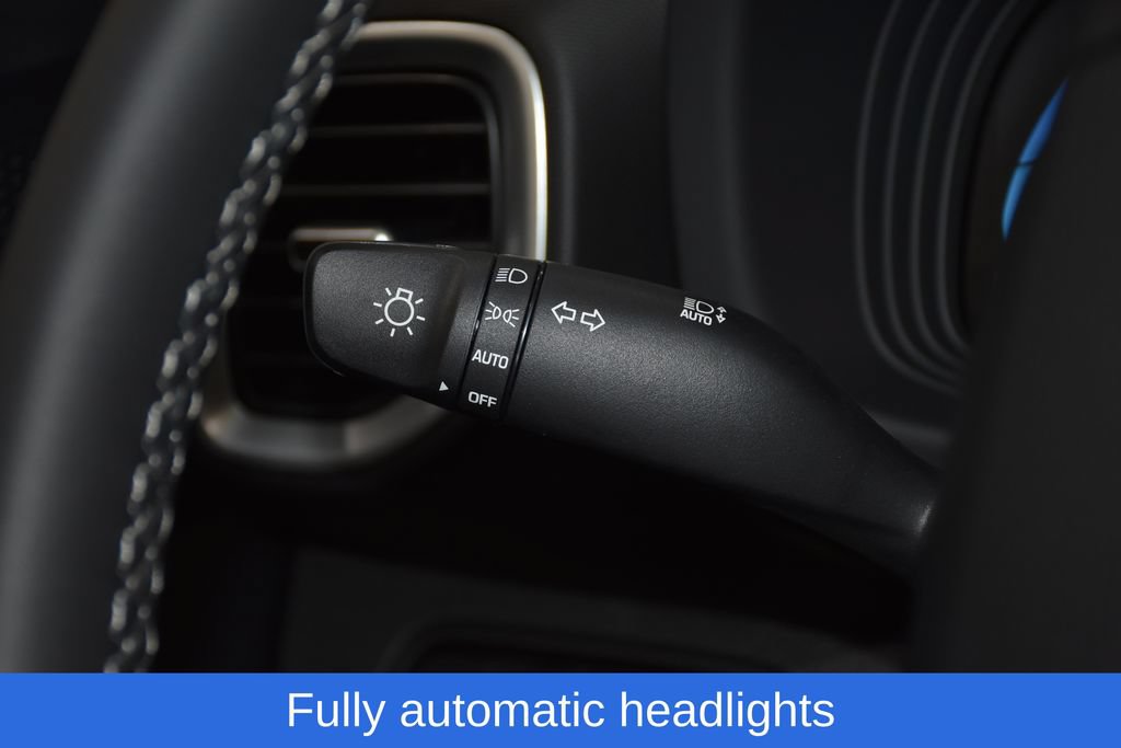 New 2026 Hyundai Venue SEL FWD image 11