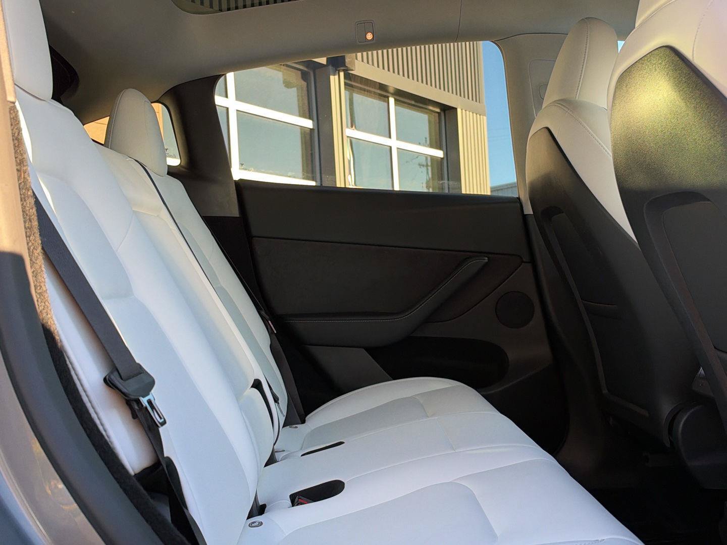 Used 2024 Tesla Model Y Long Range AWD/4WD image 20