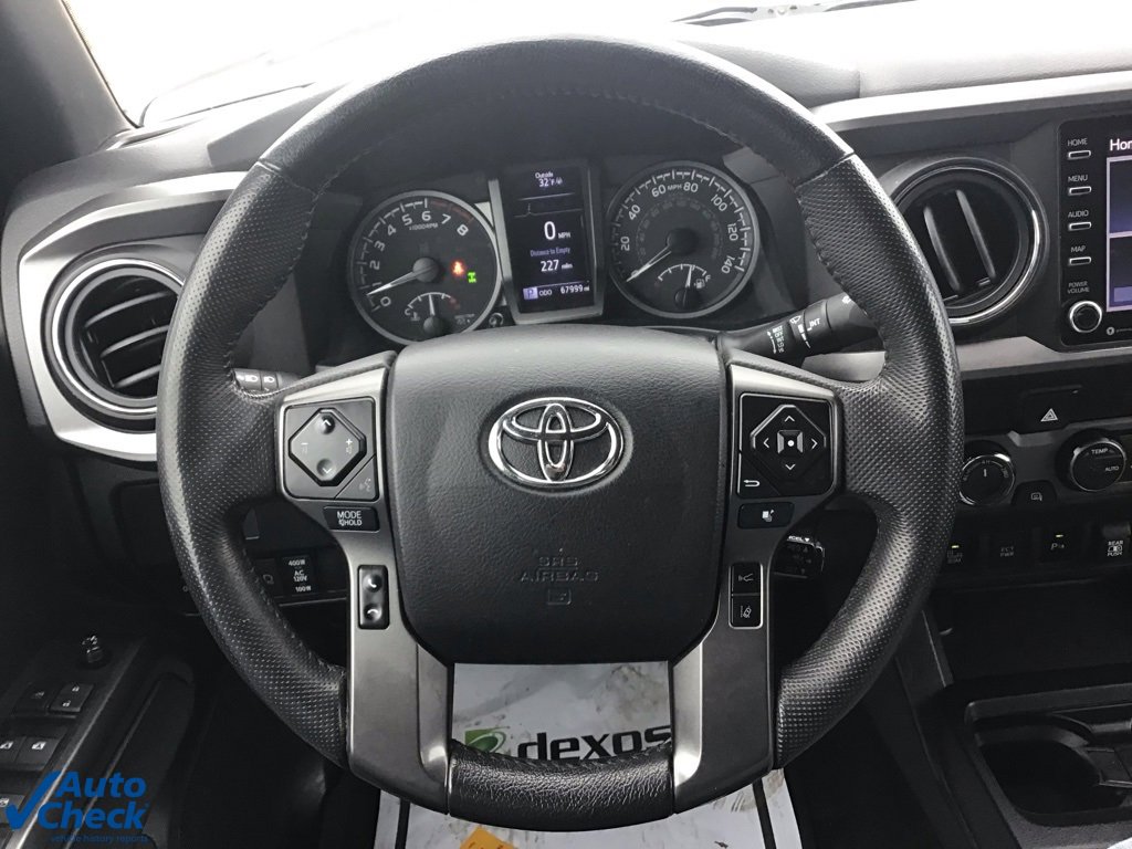 Used 2021 Toyota Tacoma TRD Sport w/ Technology Package image 26