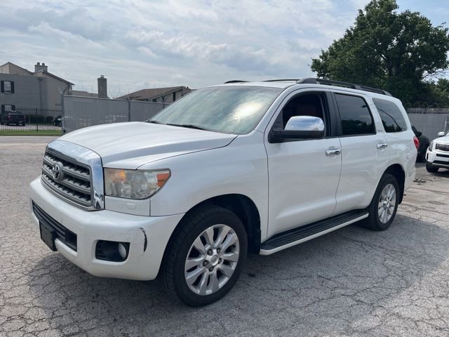 Used 2016 Toyota Sequoia Platinum RWD image 2