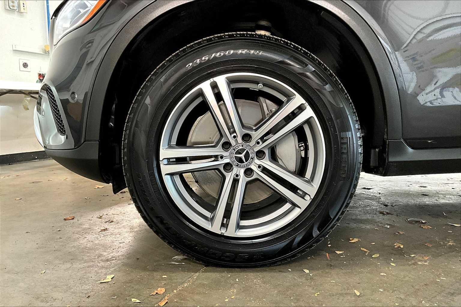 Used 2021 Mercedes-Benz GLC 300 4MATIC image 12