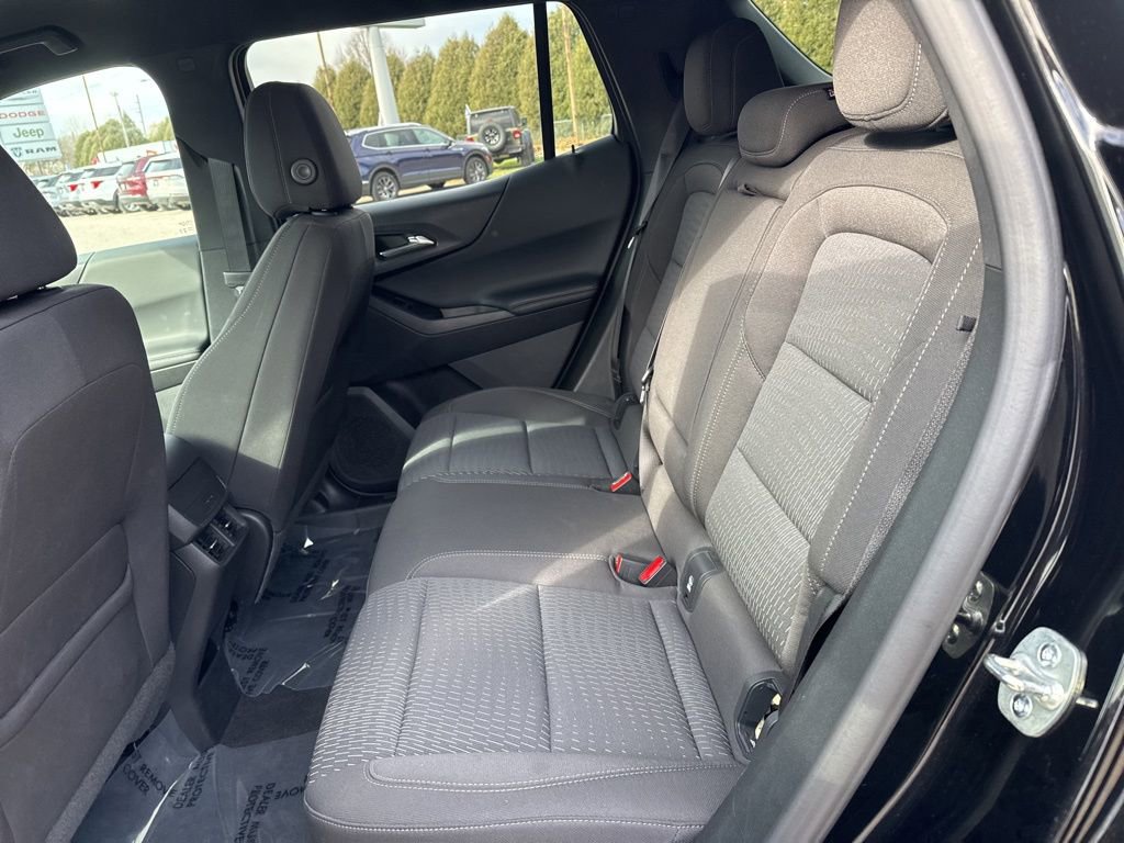 Used 2025 Chevrolet Equinox LT image 18