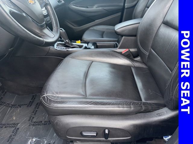 Used 2018 Chevrolet Cruze Premier image 16