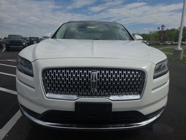 Used 2022 Lincoln Nautilus Reserve w/ Equipment Group 201A AWD/4WD image 3