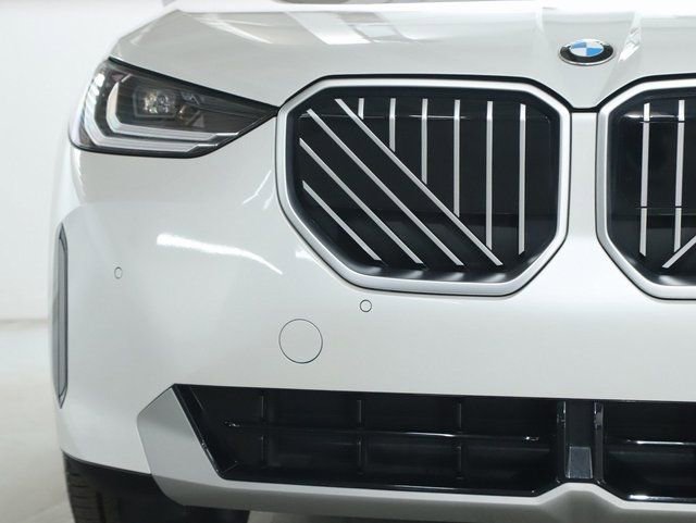 Certified 2025 BMW X3 xDrive30i w/ Convenience Package image 7