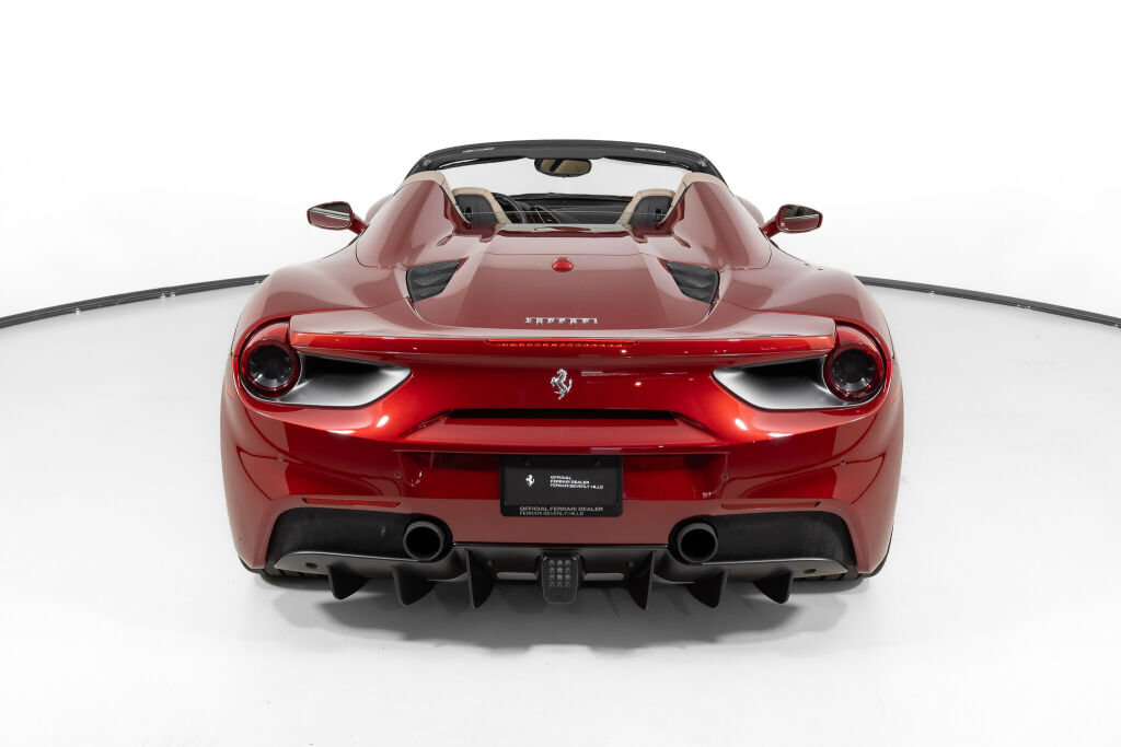 Used 2019 Ferrari 488 Spider RWD image 7