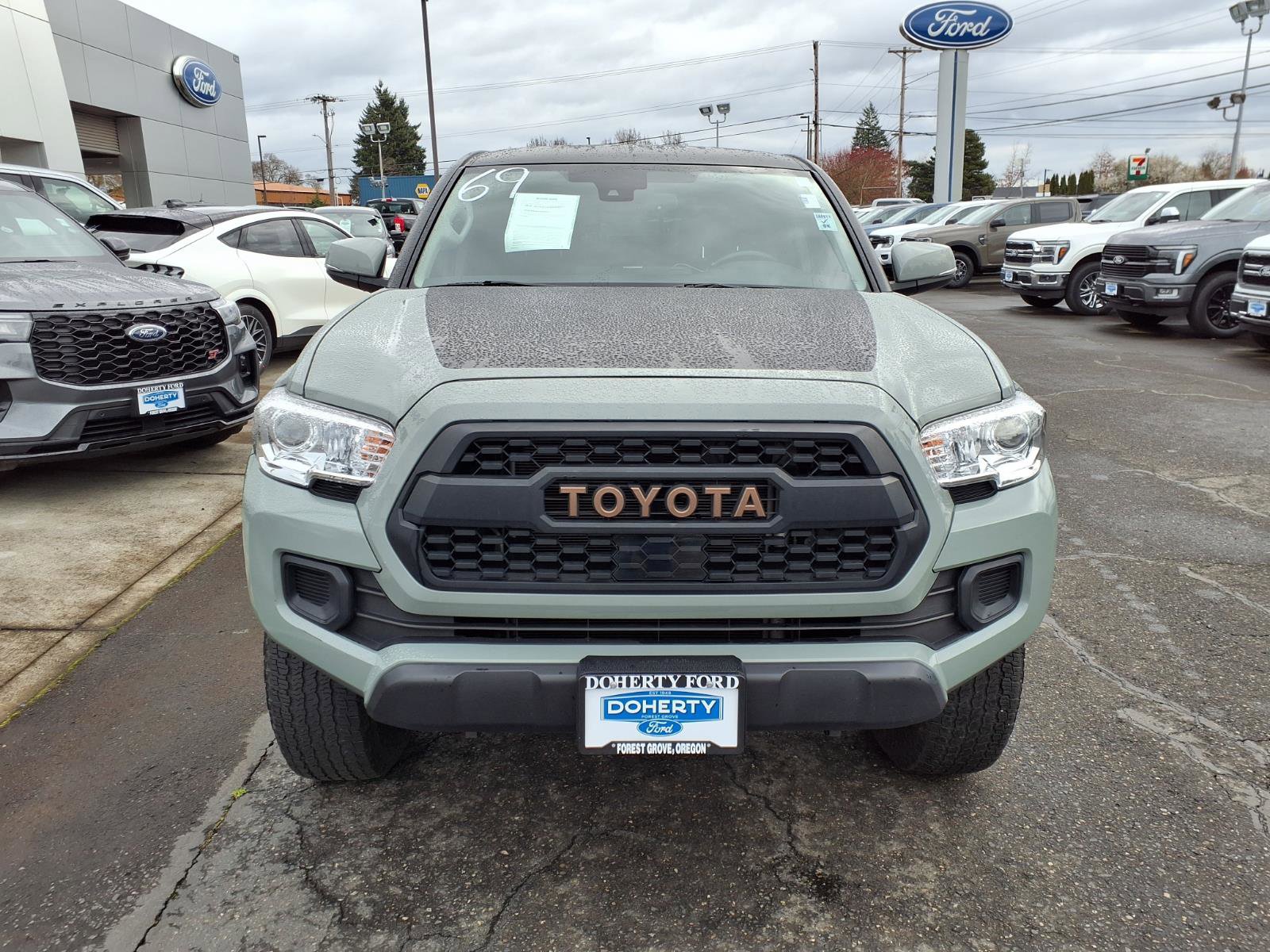 Used 2023 Toyota Tacoma 4x4 Double Cab w/ Trail Edition image 2