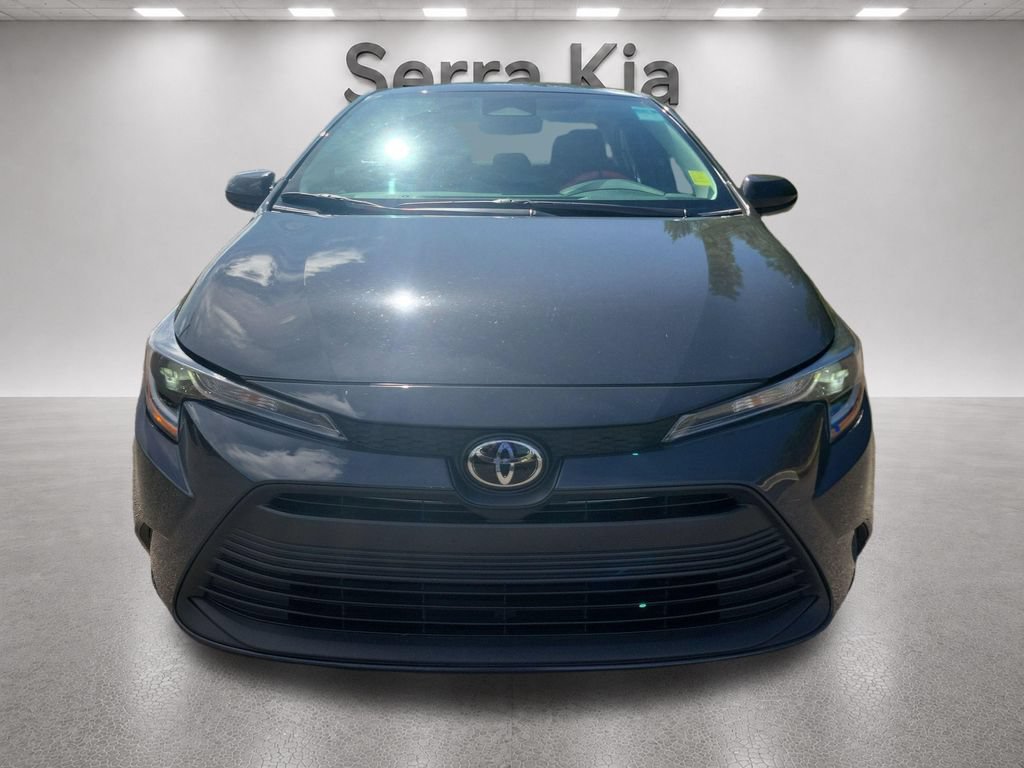 Used 2025 Toyota Corolla LE FWD image 8