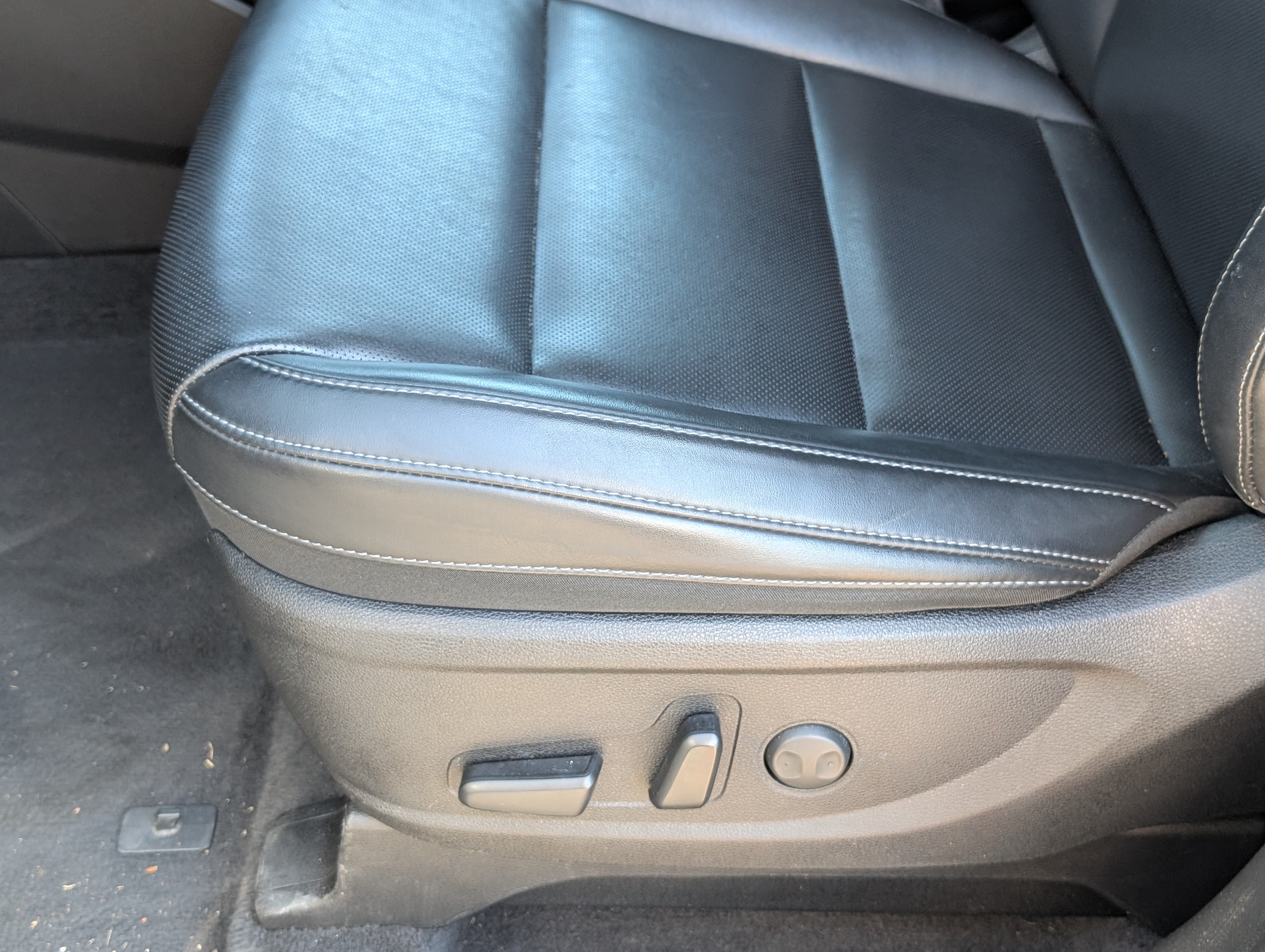 Used 2025 Kia Telluride S AWD/4WD image 7