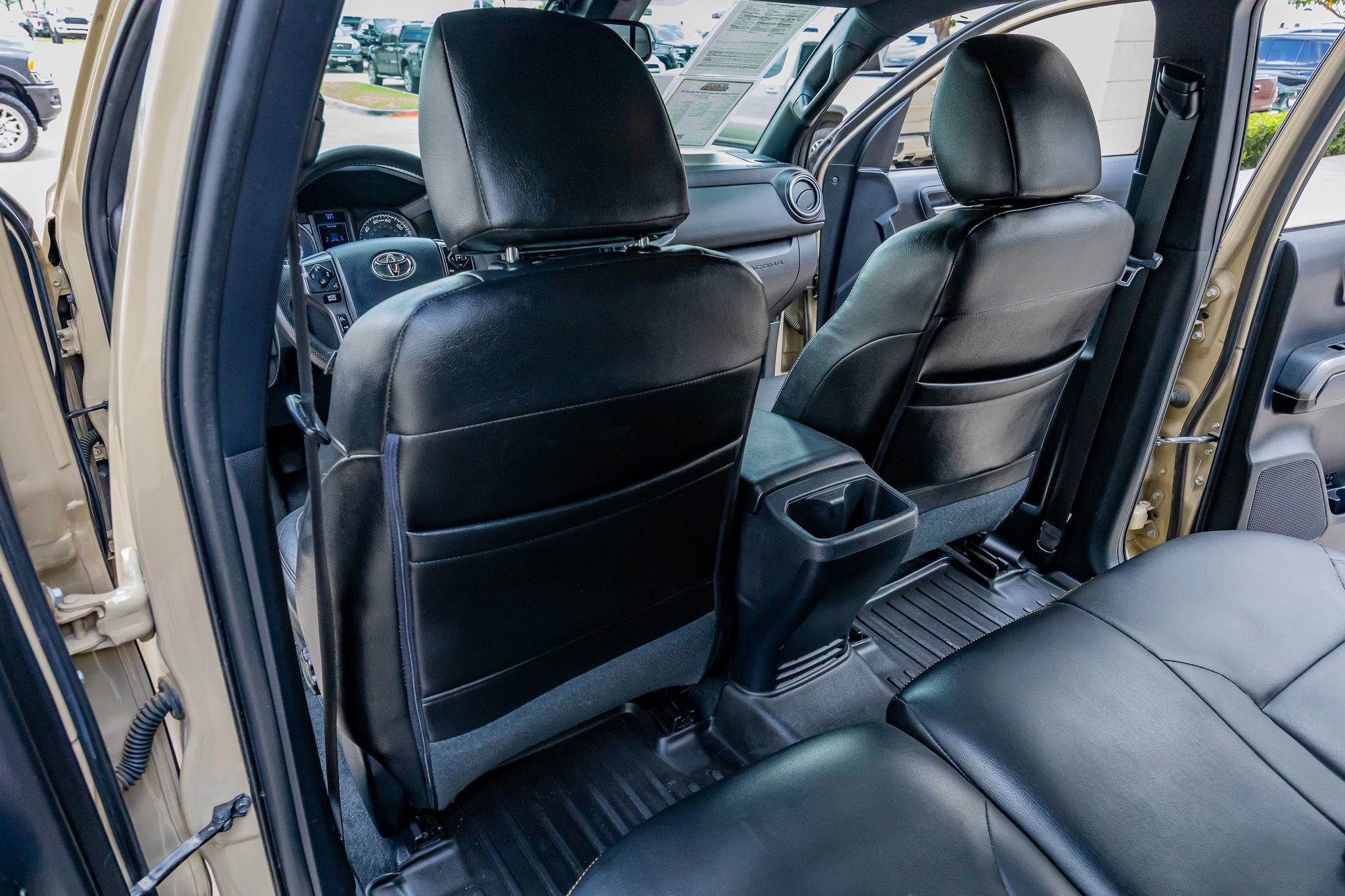 Used 2019 Toyota Tacoma TRD Off-Road AWD/4WD image 35