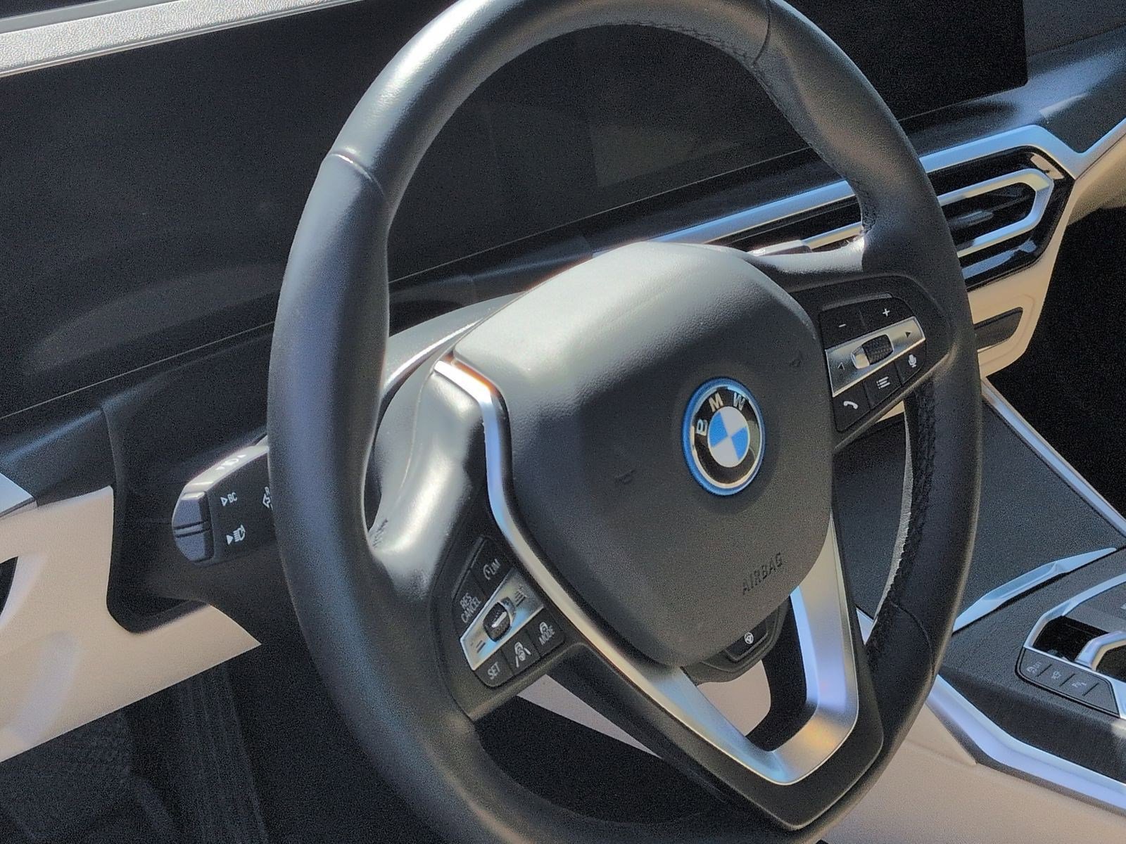 Certified 2023 BMW i4 eDrive35 image 18