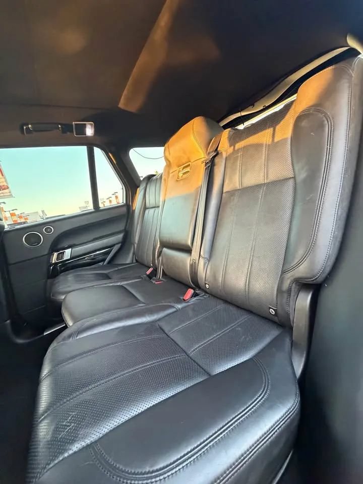Used 2017 Land Rover Range Rover Supercharged AWD/4WD image 7