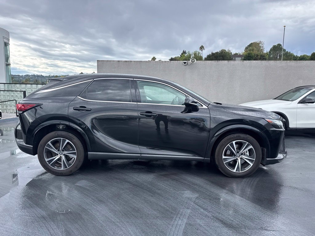 Used 2024 Lexus RX 350 FWD w/ Technology Package image 4