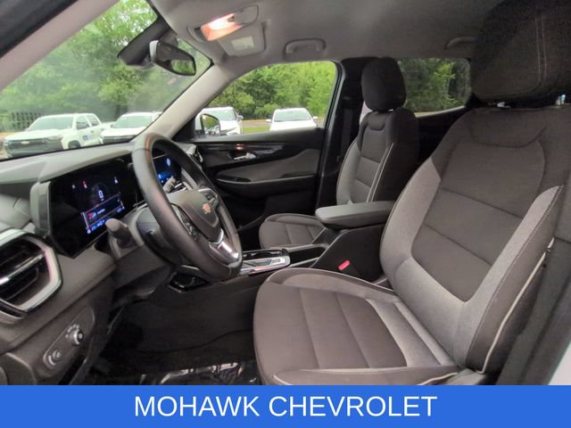 Certified 2025 Chevrolet TrailBlazer LT w/ Convenience Package AWD/4WD image 18