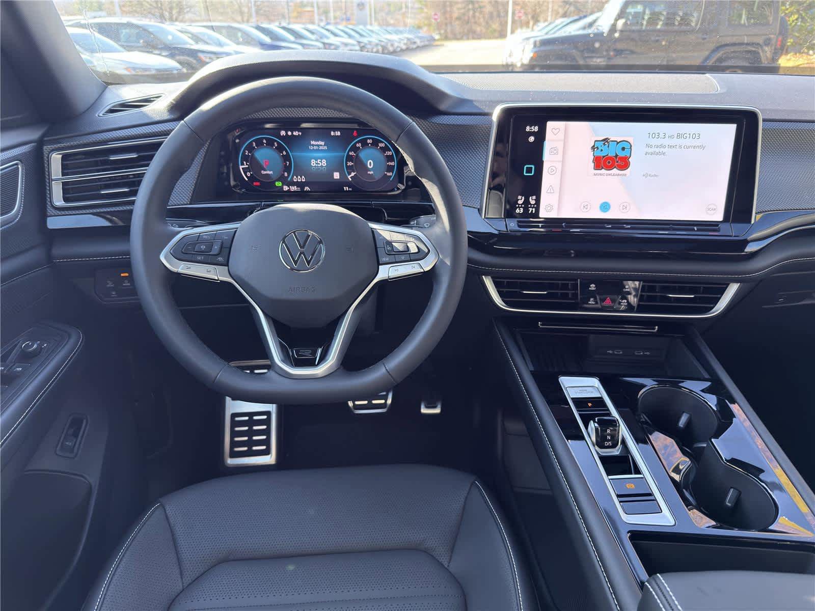 New 2026 Volkswagen Atlas Cross Sport SEL R-Line image 19