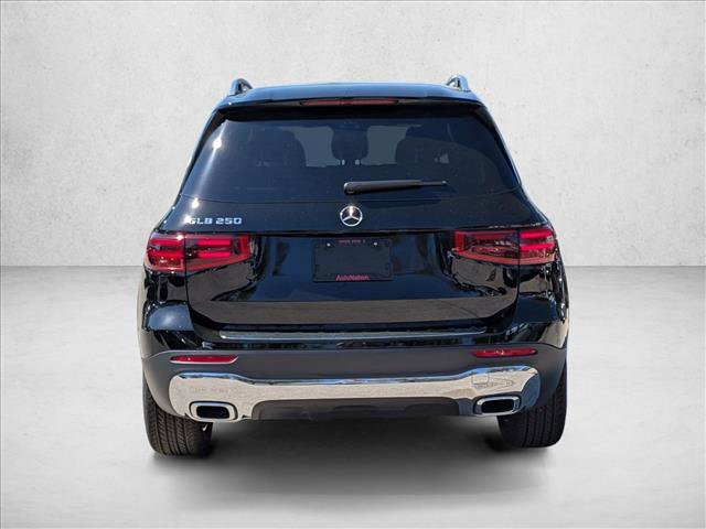 New 2026 Mercedes-Benz GLB 250 image 8