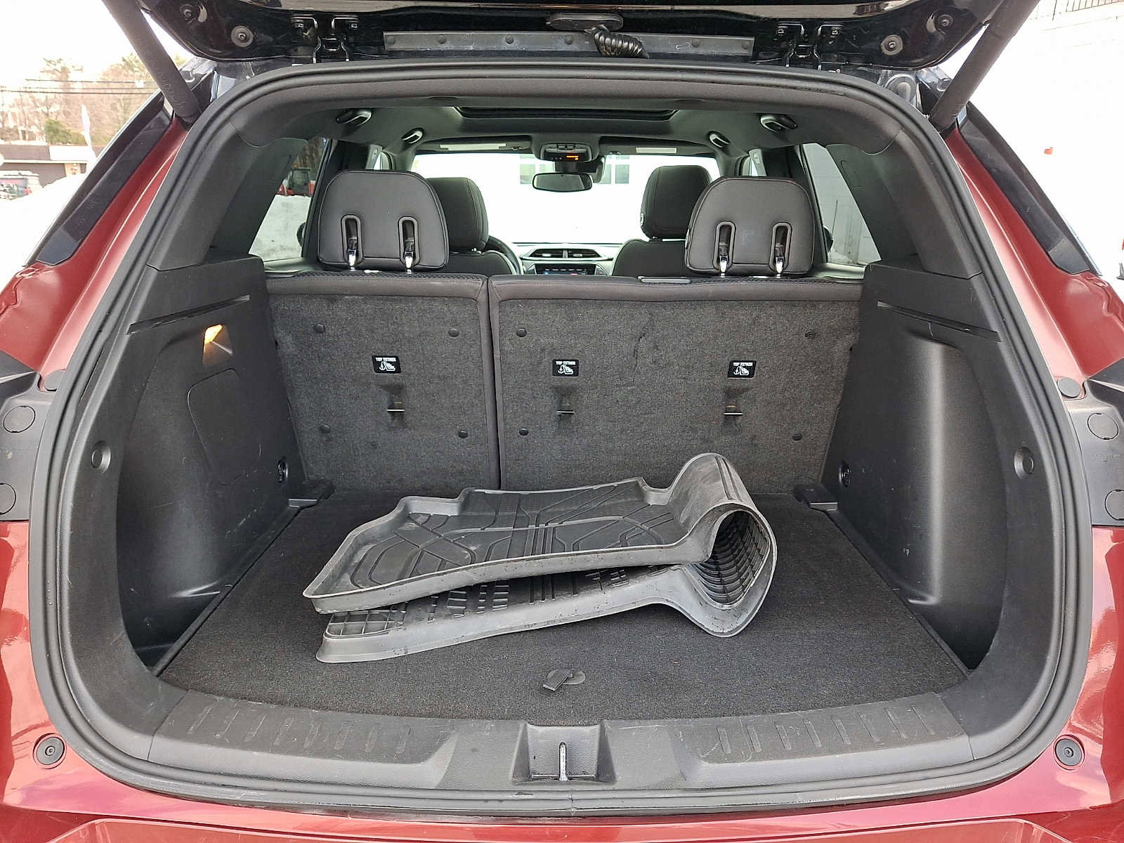 Used 2023 Chevrolet TrailBlazer RS w/ Sun and Liftgate Package image 27