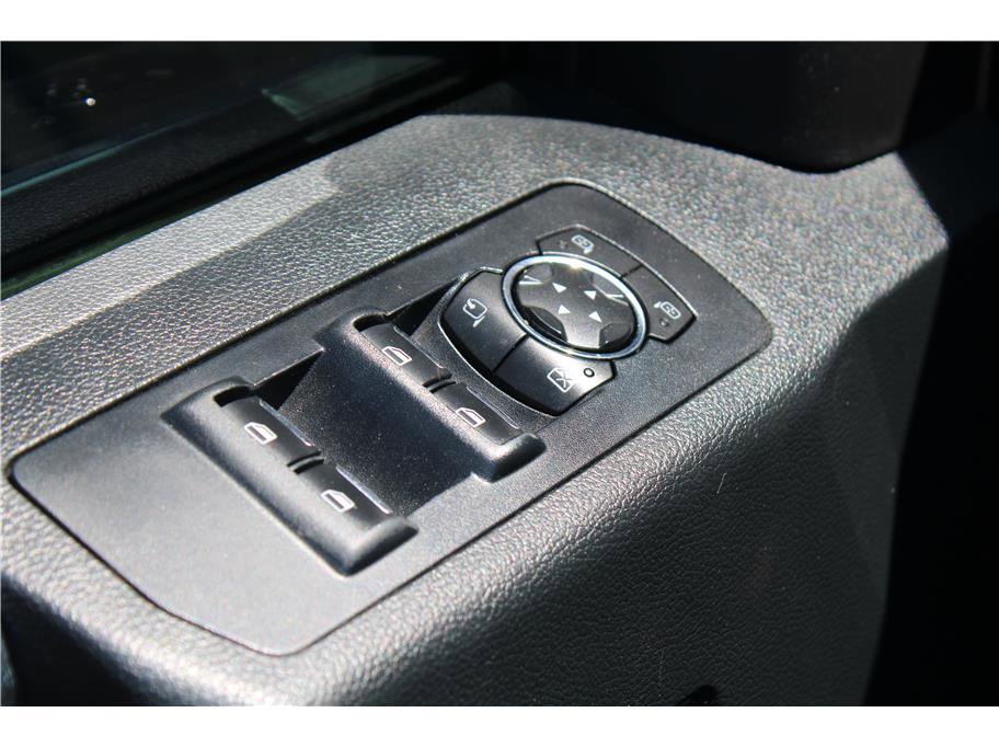 Used 2015 Ford F150 Platinum w/ Technology Package image 20