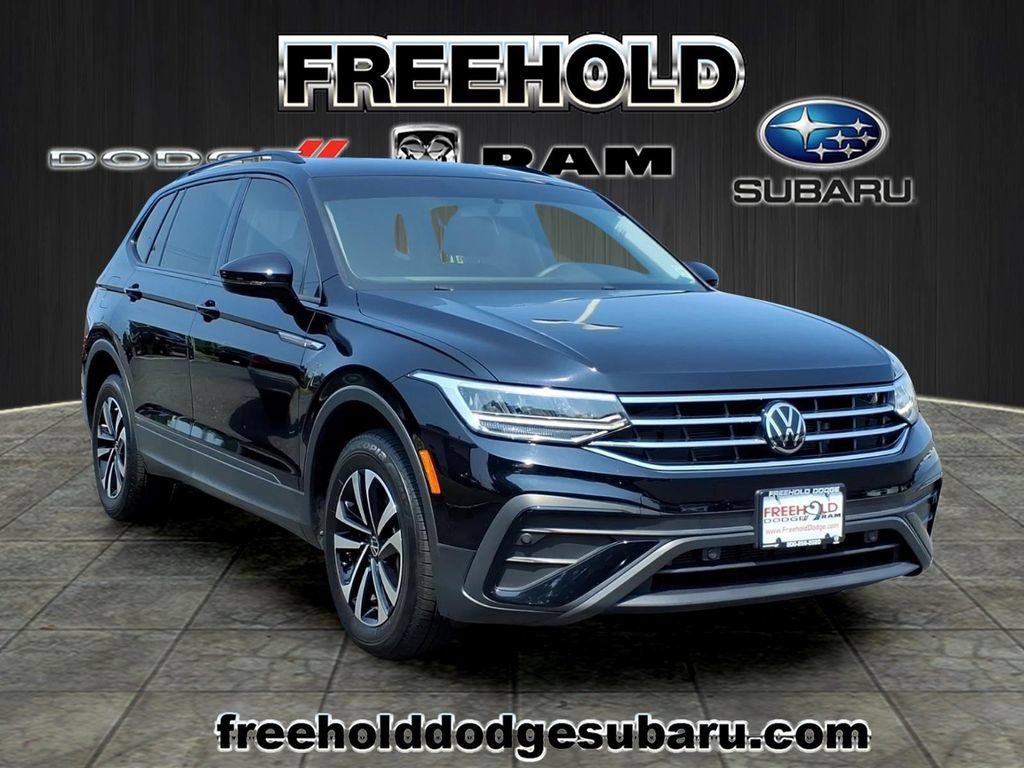 Used 2022 Volkswagen Tiguan S AWD/4WD image 1