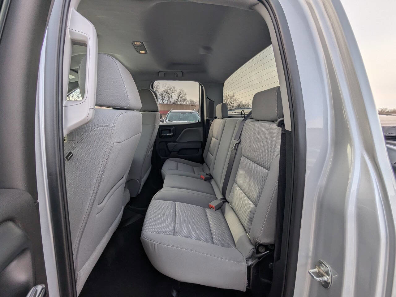 Used 2017 Chevrolet Silverado 1500 Custom w/ Custom Convenience Package image 12