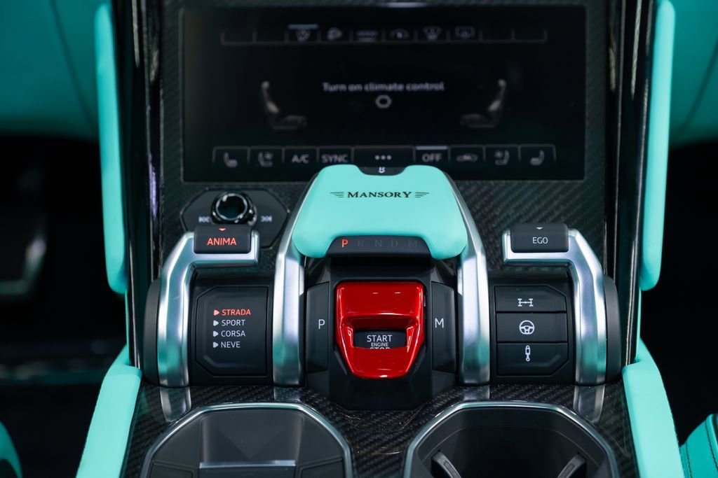 Used 2024 Lamborghini Urus S image 76