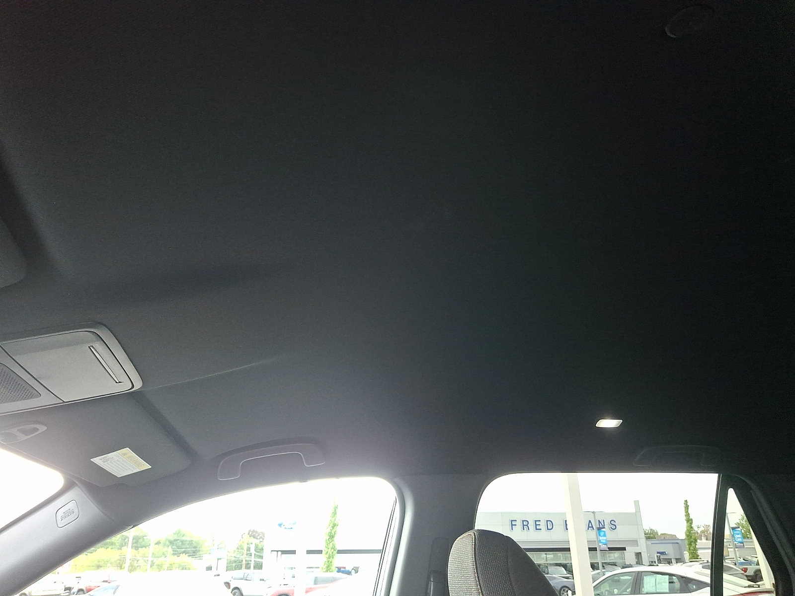 Used 2025 Honda Pilot Sport image 17